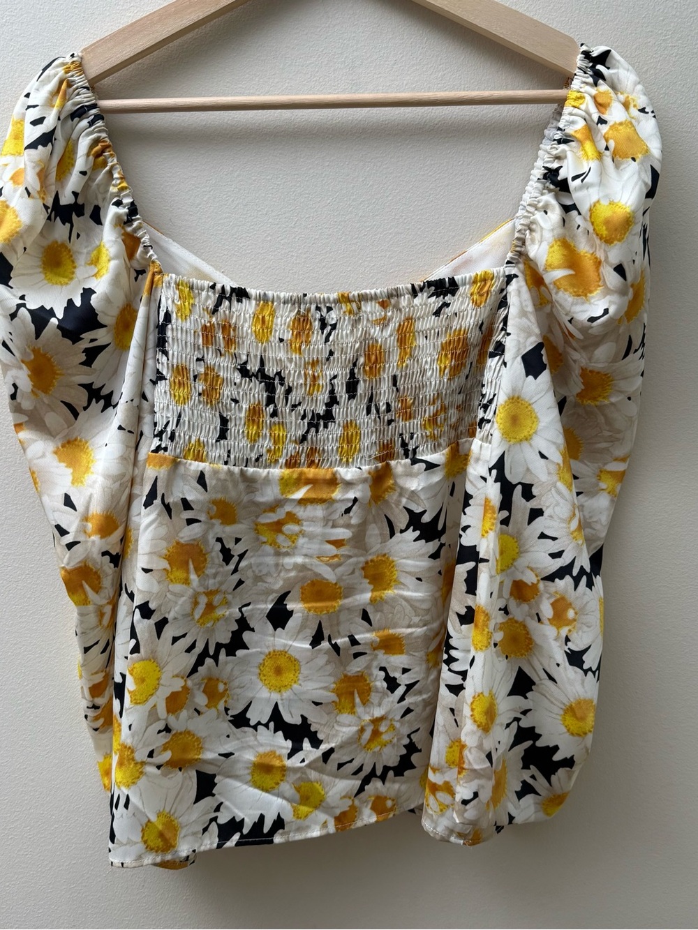Zara White and Yellow Floral Puff-Sleeve Blouse - Picture 5 of 6